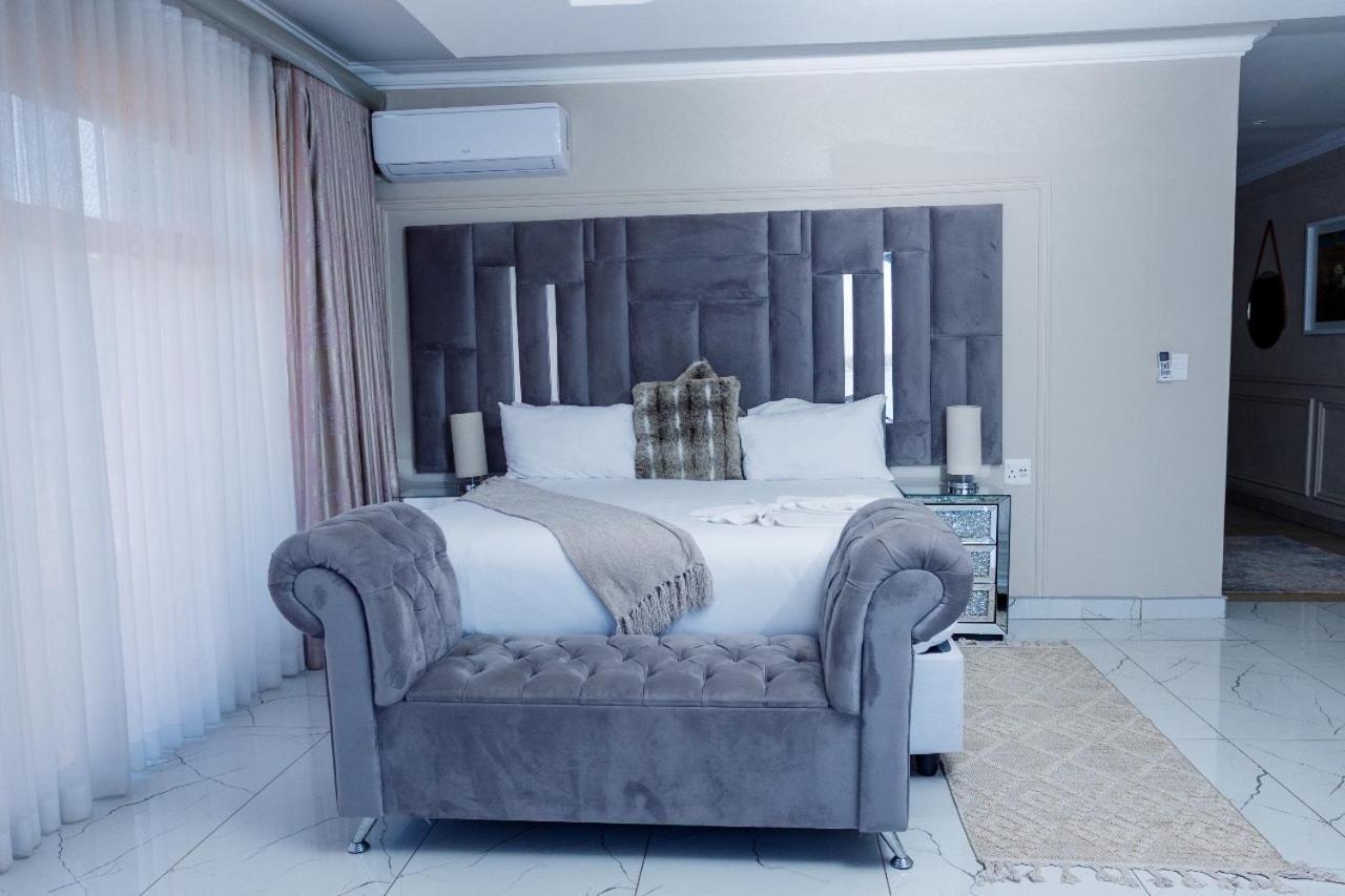 Nandoni Waterfront 5*